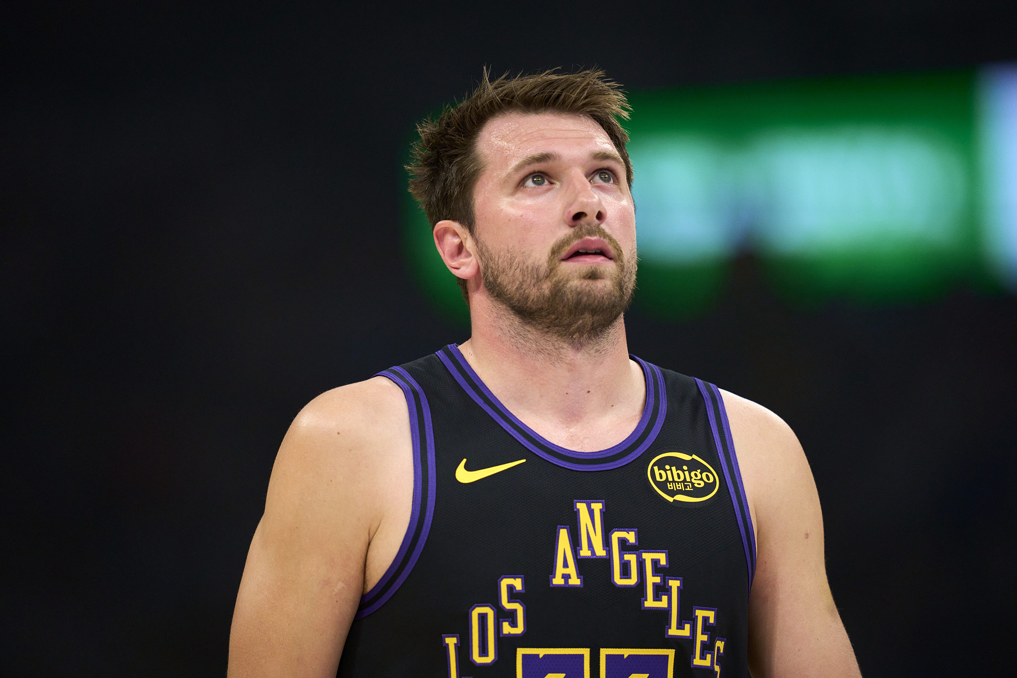 开云体育-东契奇常规赛报销！确诊为左腿筋二级拉伤将无限期缺阵